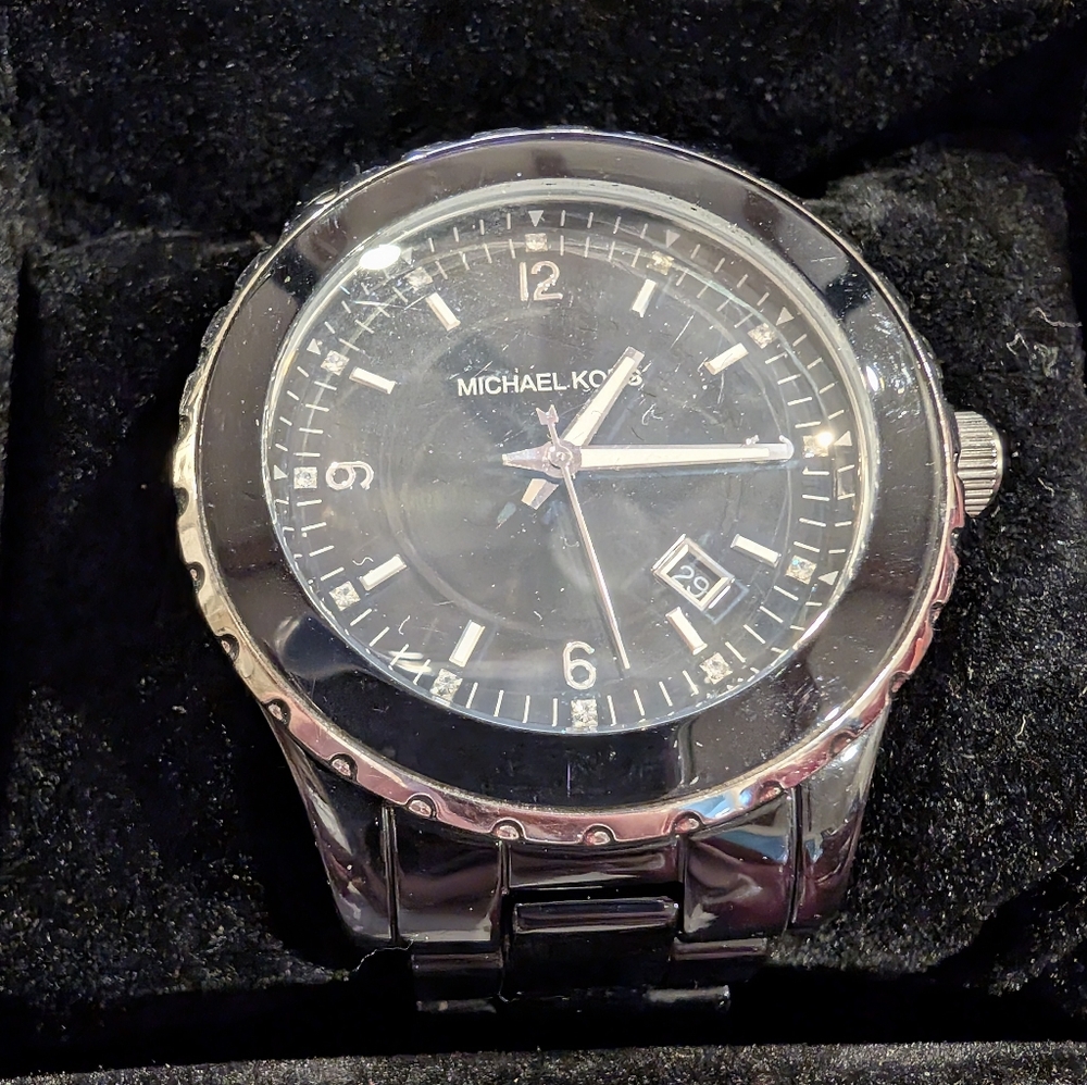 Michael Kors Black Wrist Watch - Picture 6 of 6